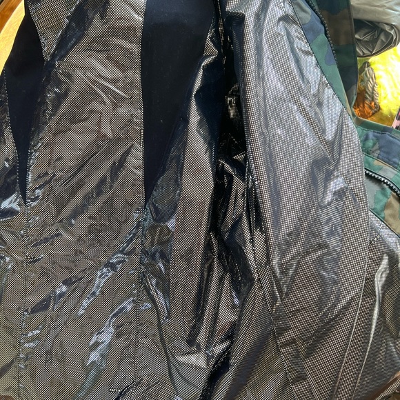 Columbia women’s golden grove shell in camouflage - Picture 15 of 16